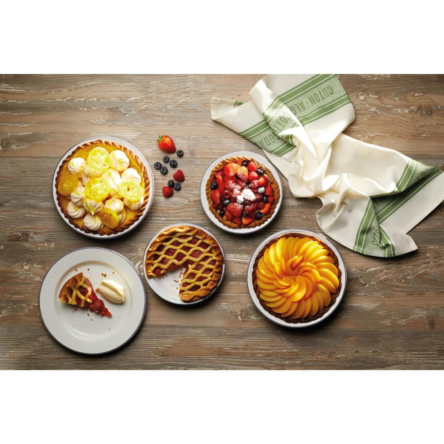 Living Nostalgia Enamel Side Plate - 20cm - Image 6