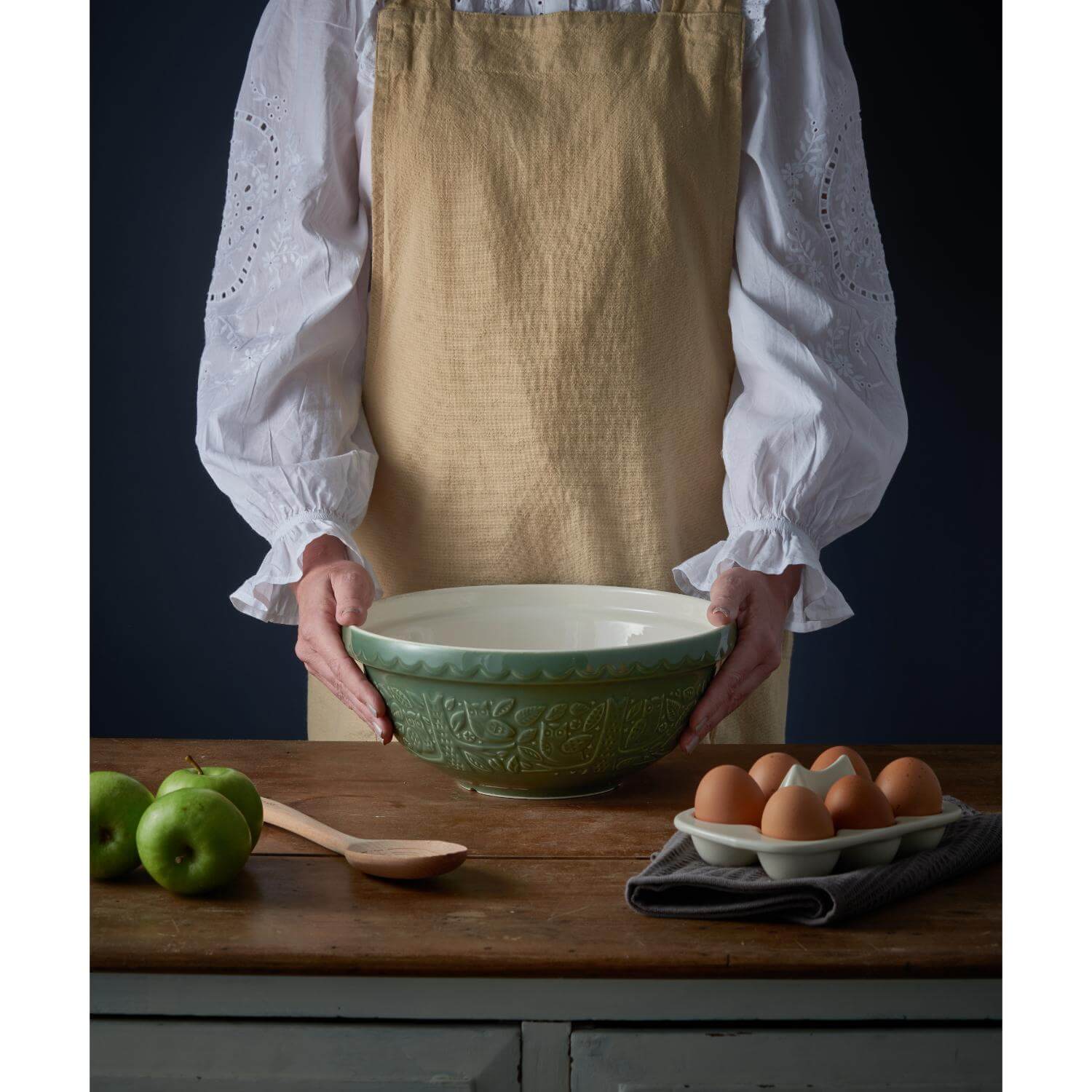 Mason Cash S30 21cm In The Forest Stoneware Mixing Bowl - Green - Hedgehog - Image 4