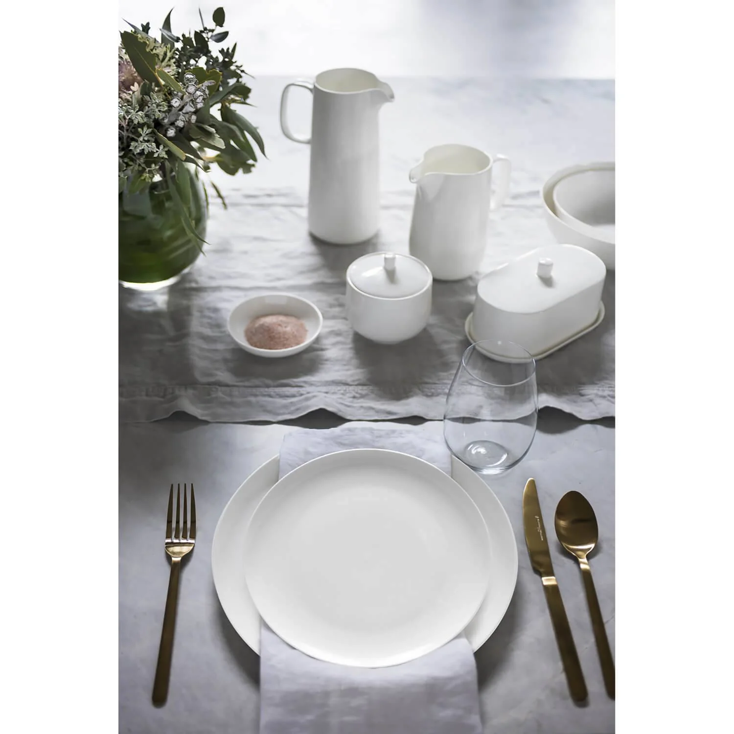 Maxwell & Williams Cashmere White Coupe Side Plate - 19cm - Image 4