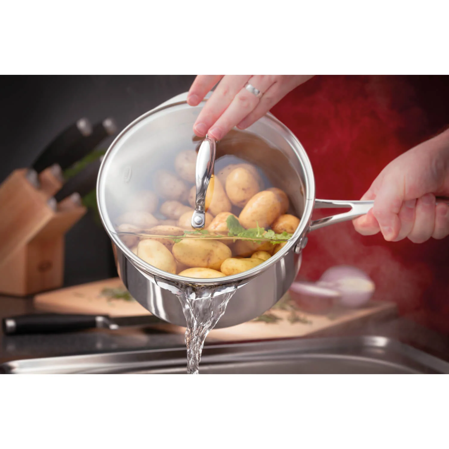 Stellar 7000 Stainless Steel Stockpot - 24cm - Image 6